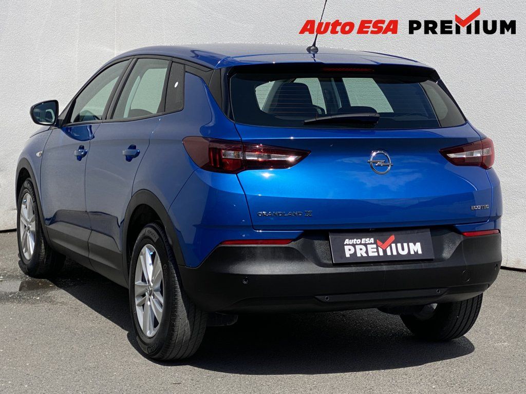 Opel Grandland X, 1.2 T,1.maj,ČR,Edition - fotka 6