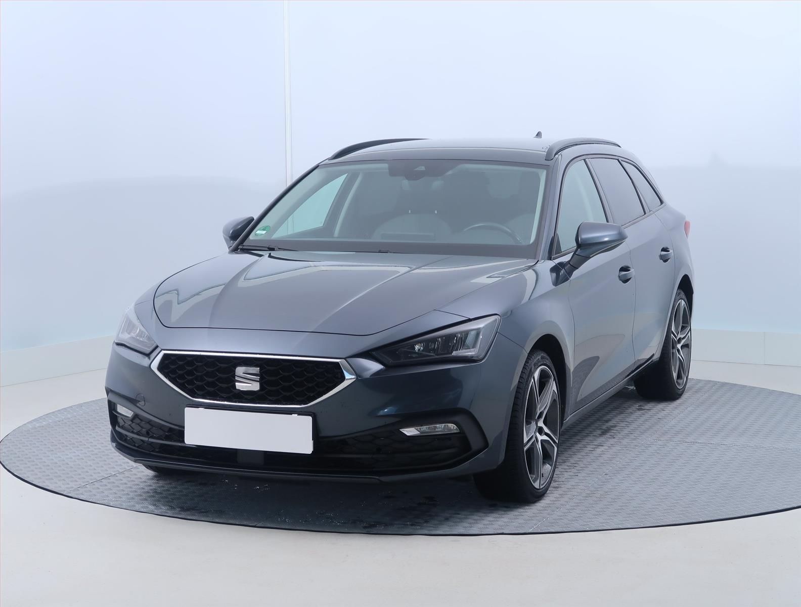 Seat Leon, 2.0 TDI, Automat, Navi - fotka 2