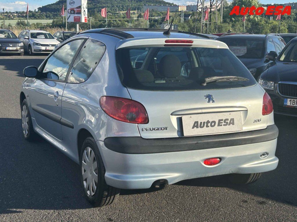 Peugeot 206, 1.1i - fotka 6
