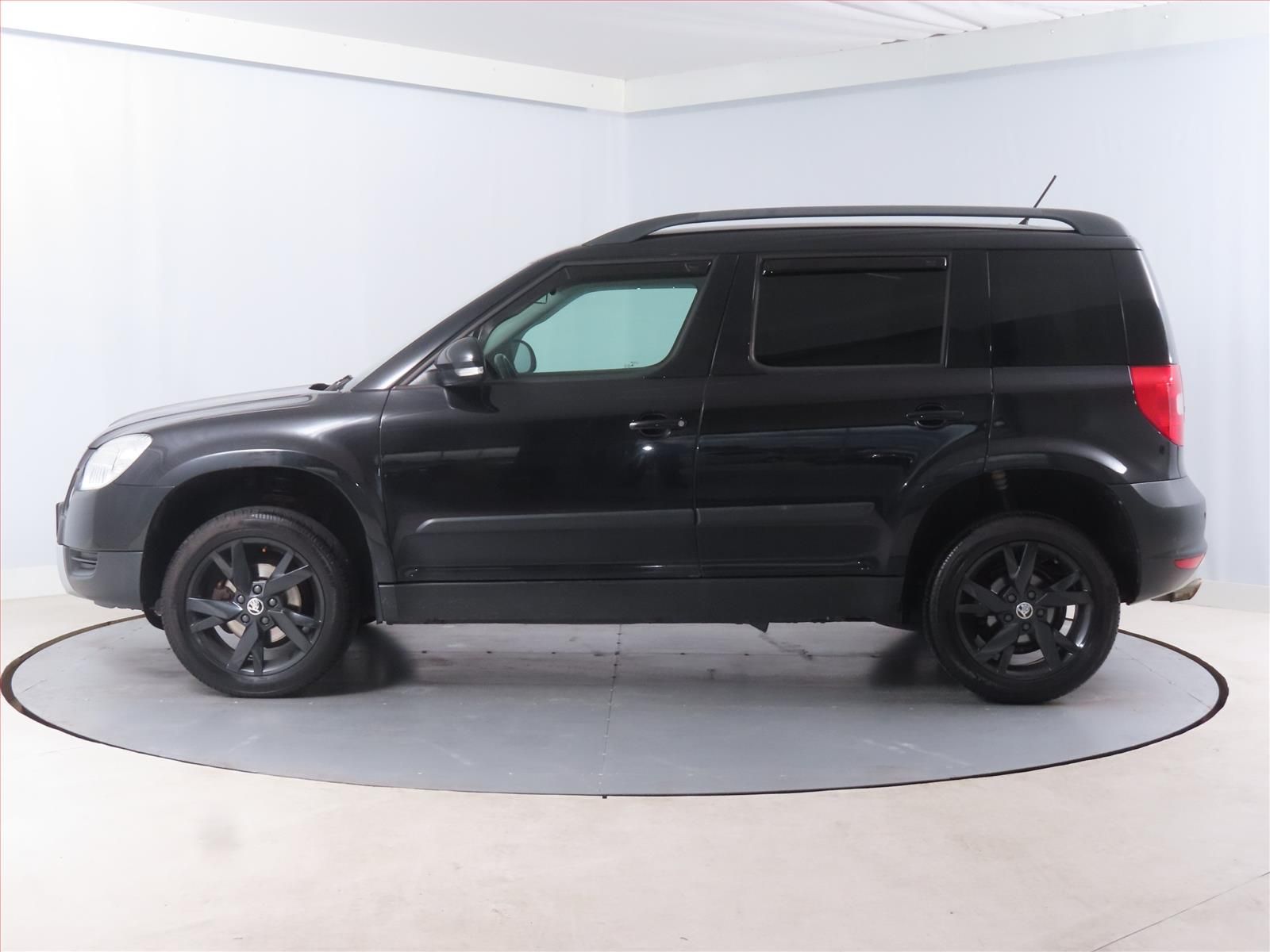 Škoda Yeti, 2.0 TDI, Automatická klima - fotka 3