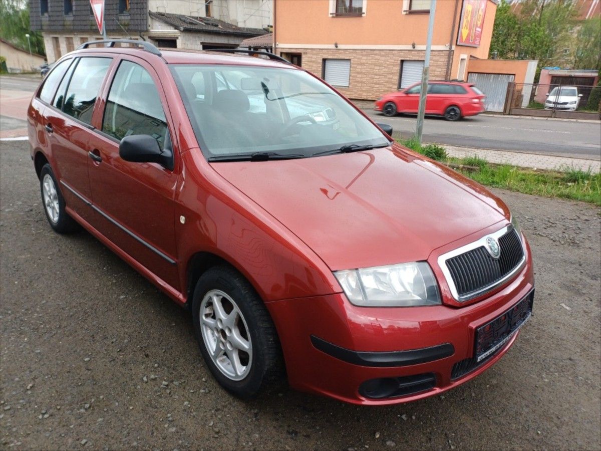 Škoda Fabia, 1,4 16V  kombi - fotka 3