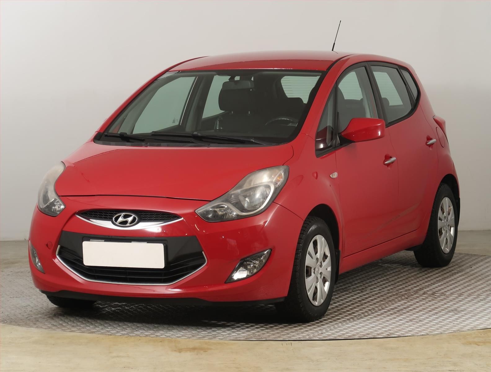 Hyundai ix20, 1.4 CVVT, Serv.kniha - fotka 2