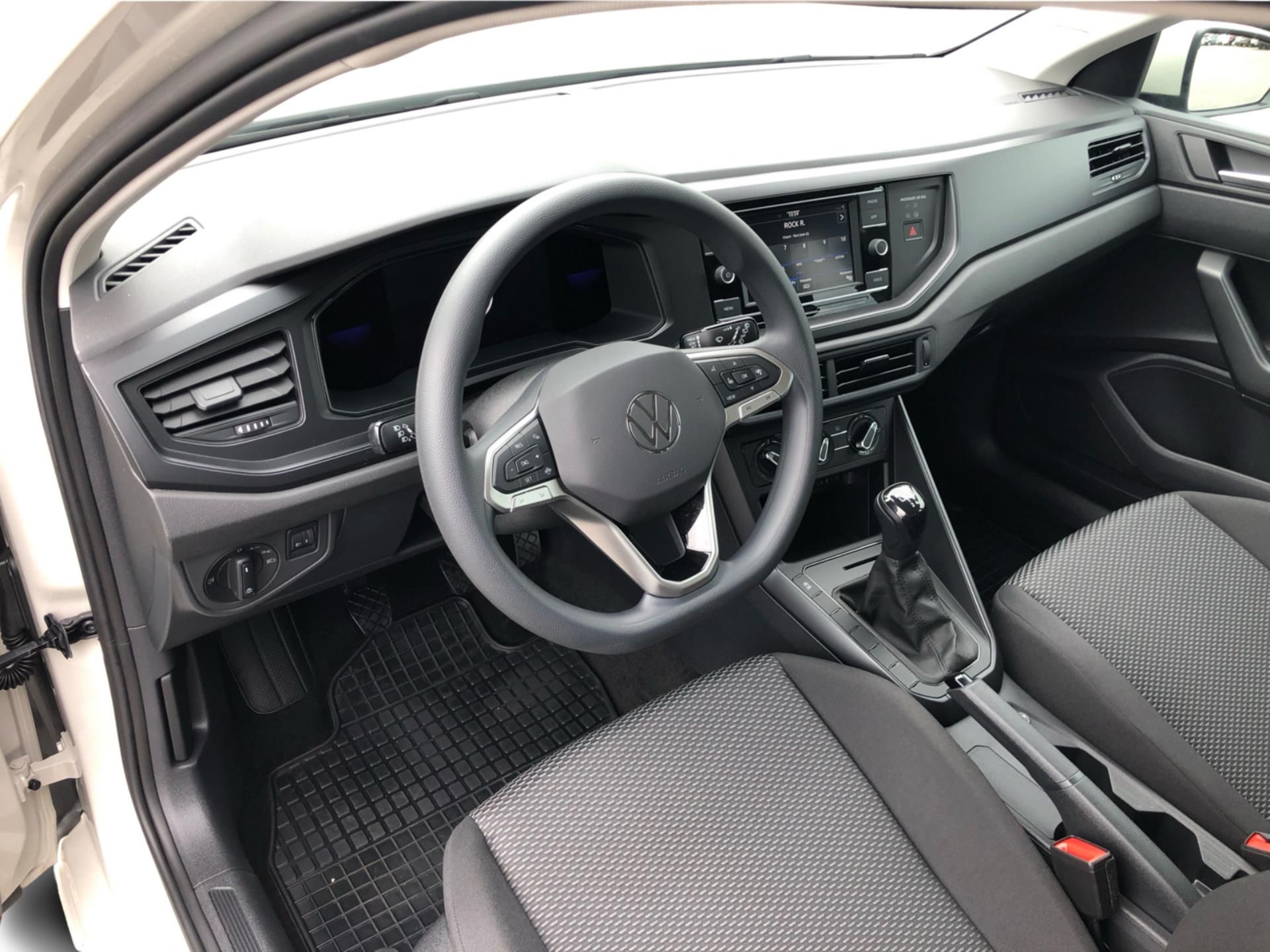 Volkswagen Polo, 1.0 MPi TRENDLINE - fotka 5