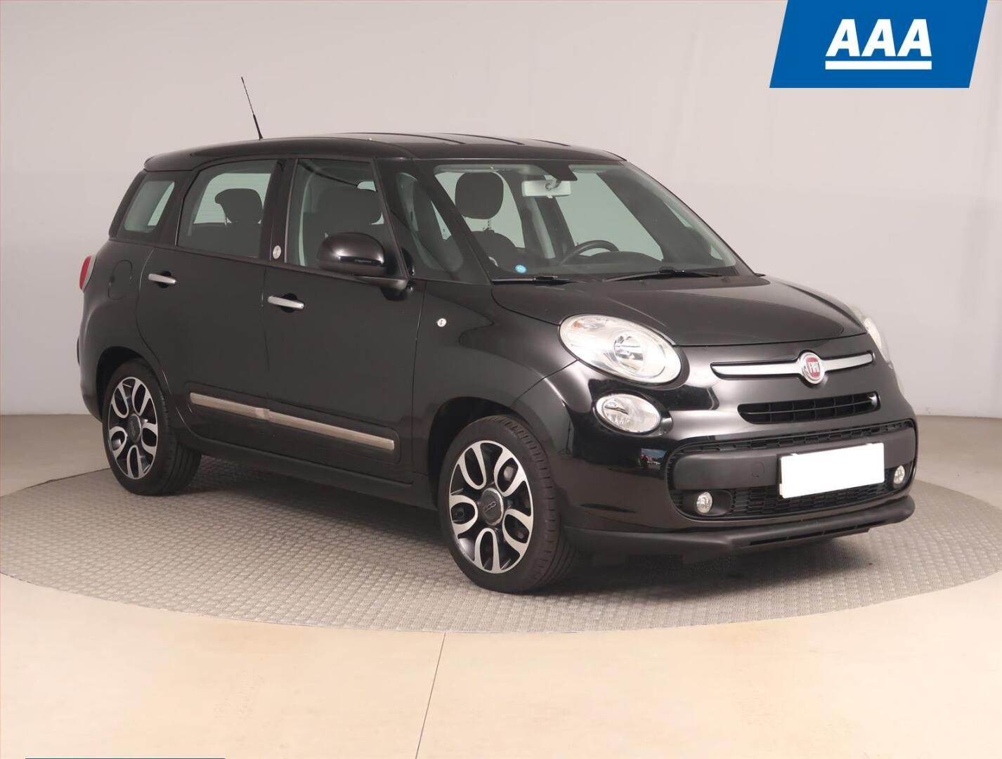 Fiat 500L, 1.6 MultiJet, ČR,1.maj