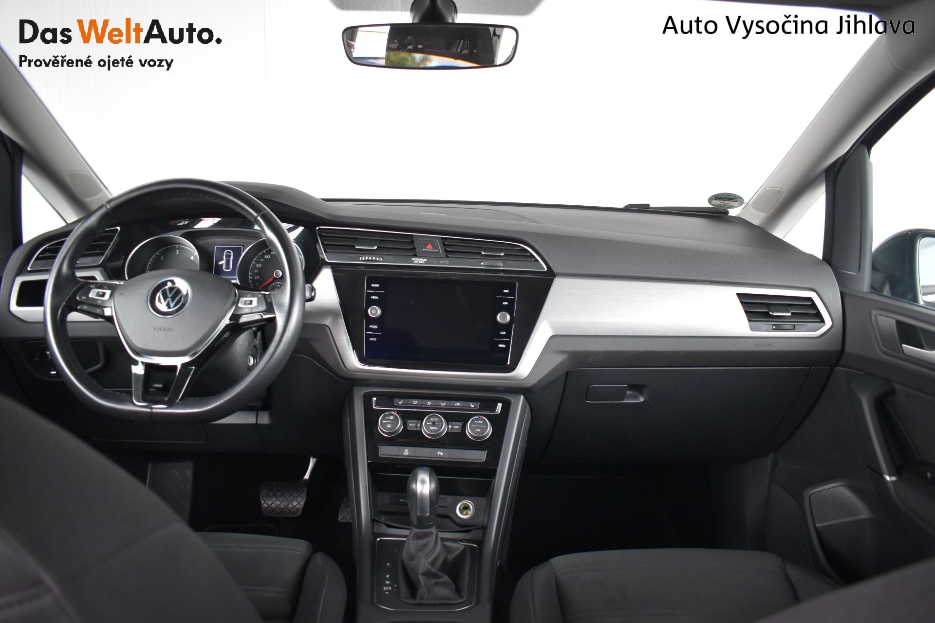 Volkswagen Touran, 2.0TDI 110kW Závěs, DSG - fotka 5
