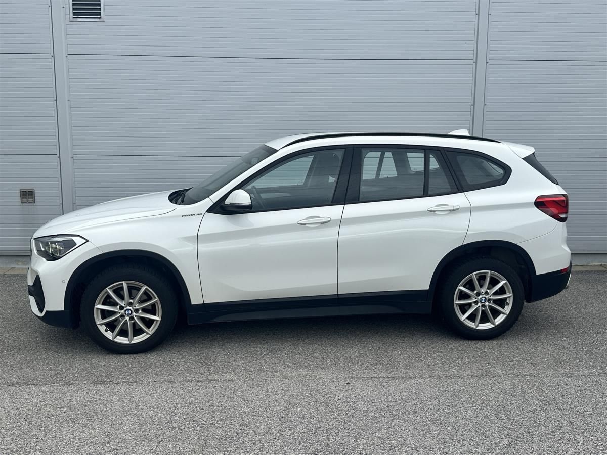BMW X1, sDrive18i - fotka 4