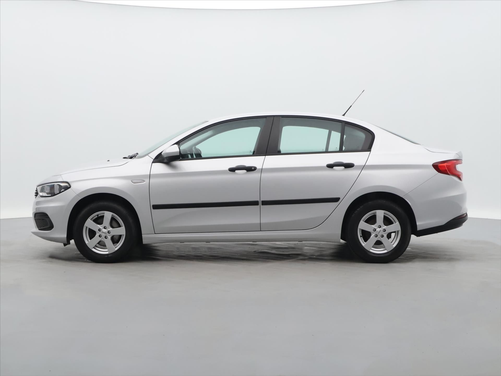Fiat Tipo, 1,4 70kW CZ Klima - fotka 4