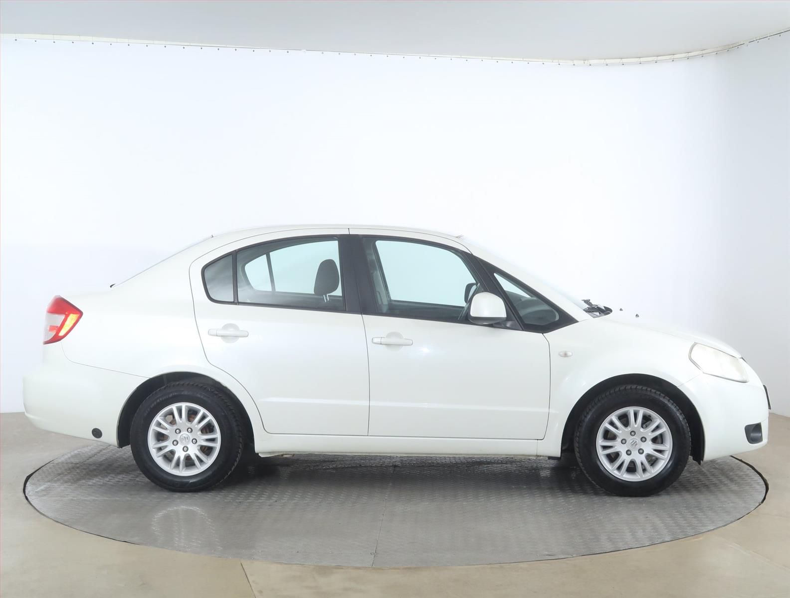 Suzuki SX4, 1.6 VVT, LPG, po STK - fotka 6