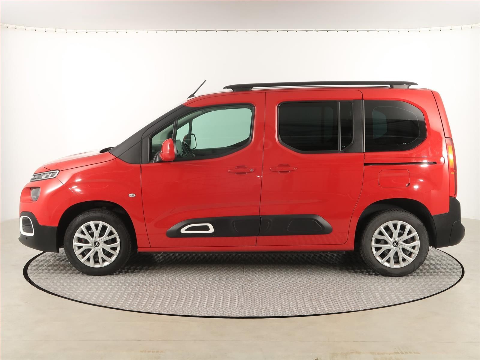 Citroën Berlingo, 1.5 BlueHDi, Feel, 5Míst, ČR - fotka 3