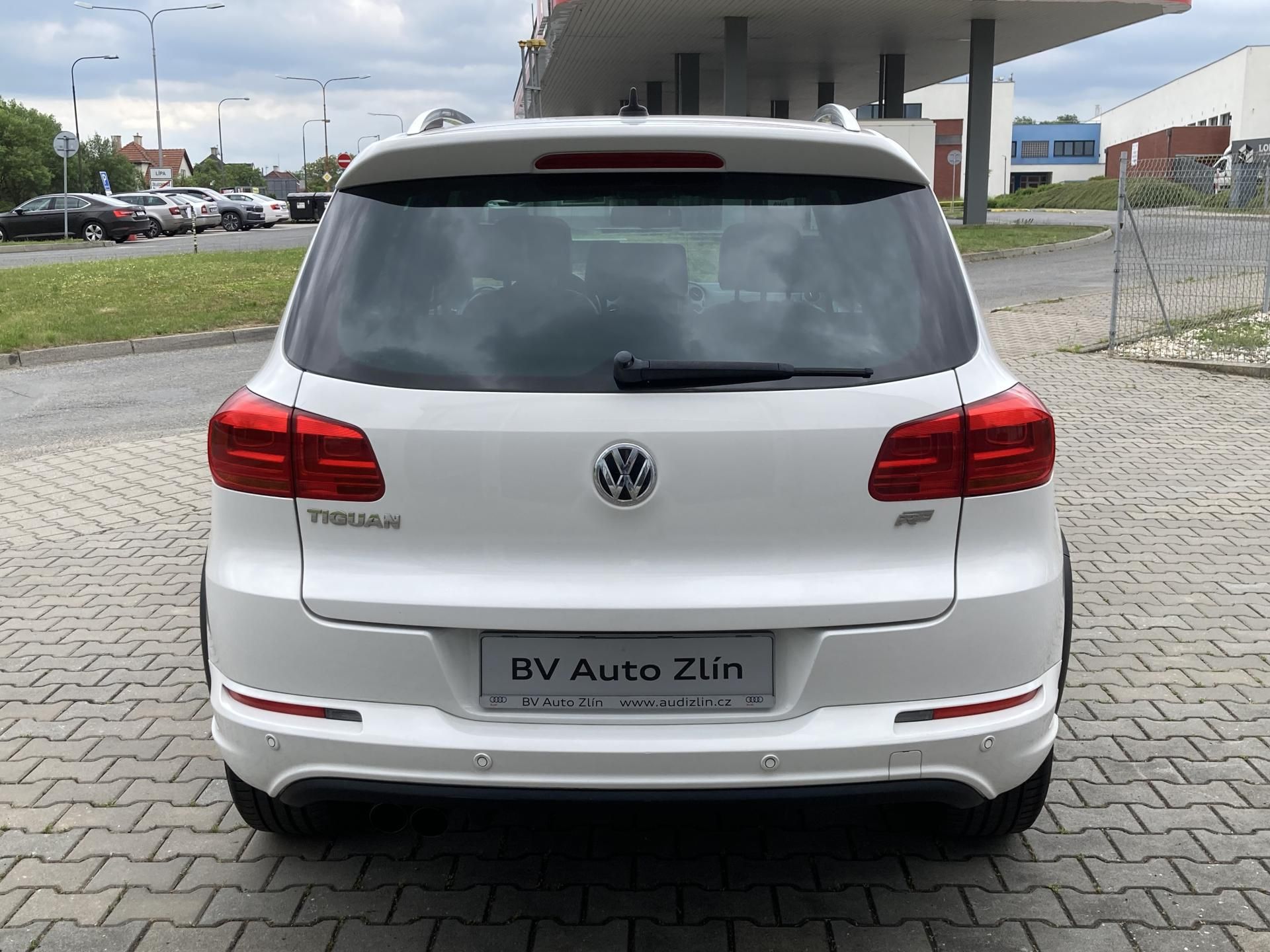 Volkswagen Tiguan, 2.0TDI R-line - fotka 4