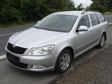 1.4 FSi, 90 kW, klimatizace