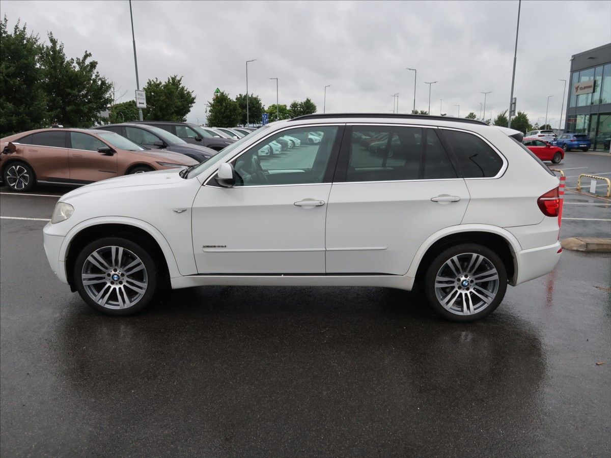 BMW X5, 3,0 xDrive 30d M-paket - fotka 3