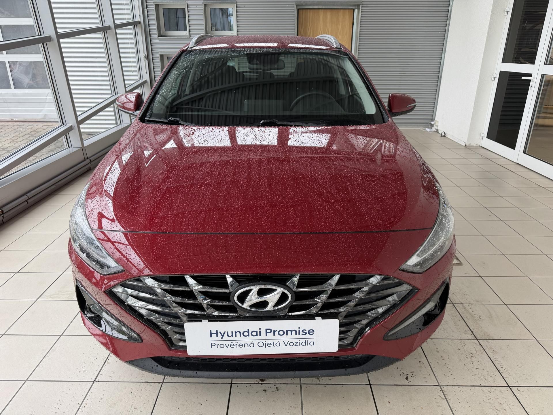 Hyundai i30, 1.0T-GDi 88kW SMART+NAVI - fotka 2