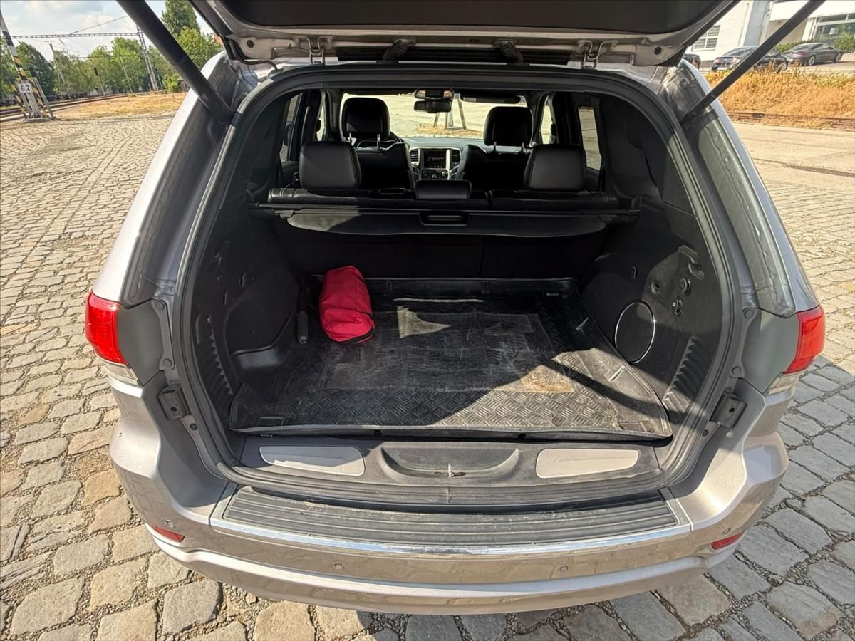 Jeep Grand Cherokee, 3,0 D 184kW - fotka 6