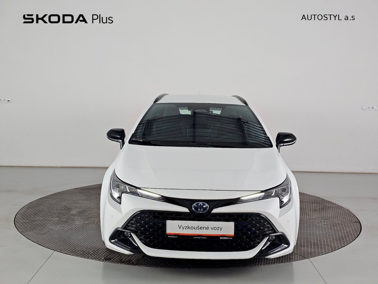Toyota Corolla, TS 1.8HEV 140k COMFORT TECH - fotka 4