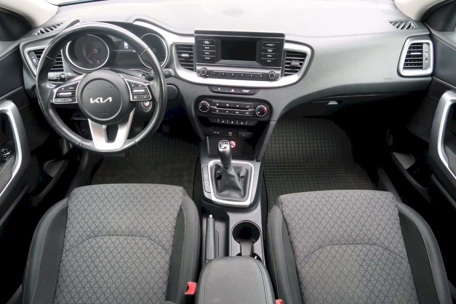 Kia Cee´d, Sportswagon, 1.0 T-GDI / 88 kW - fotka 5