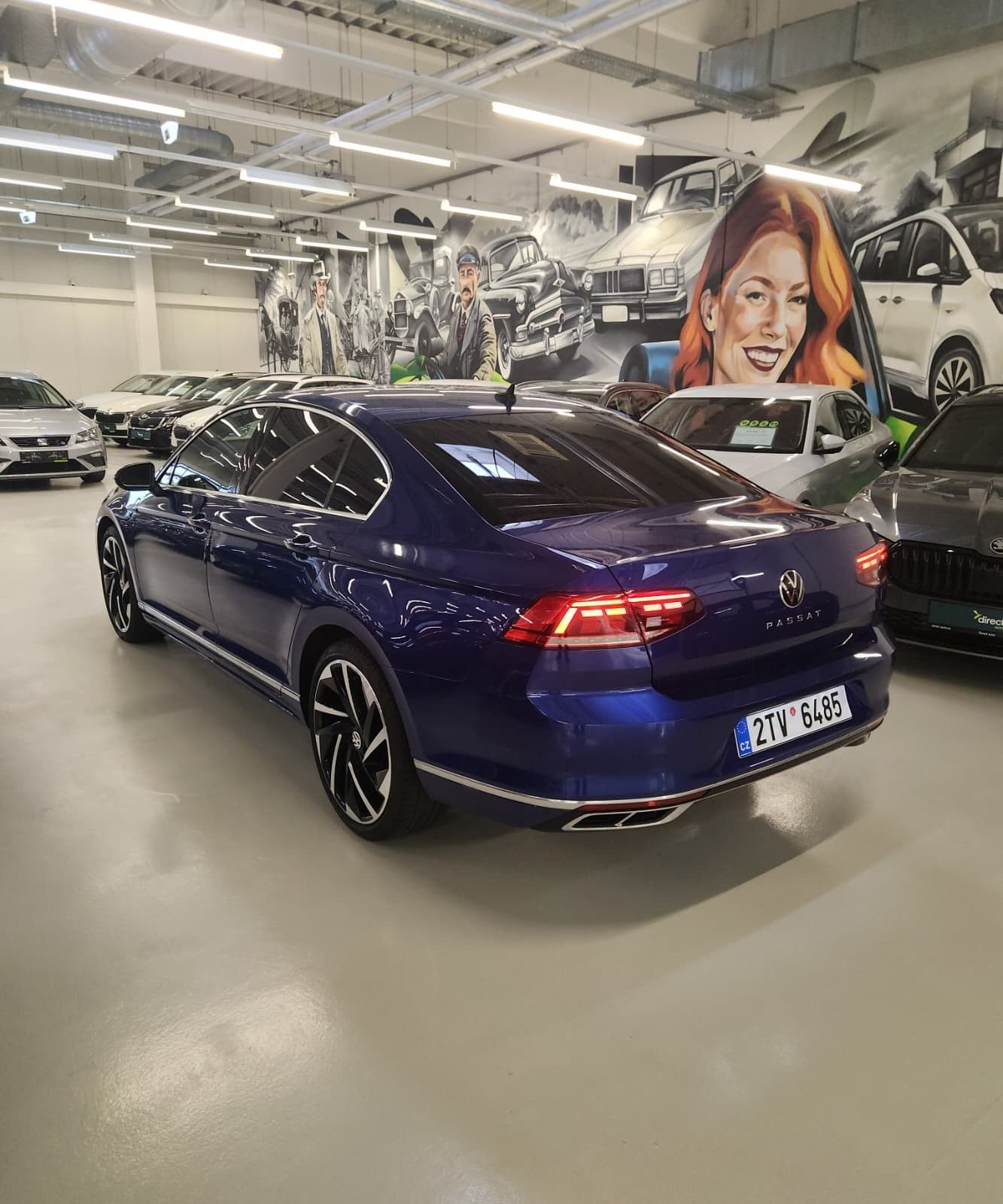 Volkswagen Passat, 2.0TDi 140KW R-LINE - fotka 2