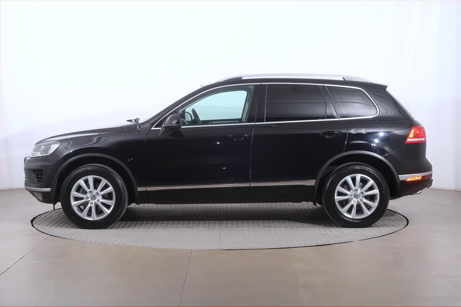 Volkswagen Touareg, 3.0 TDI, Business, 4X4 - fotka 3