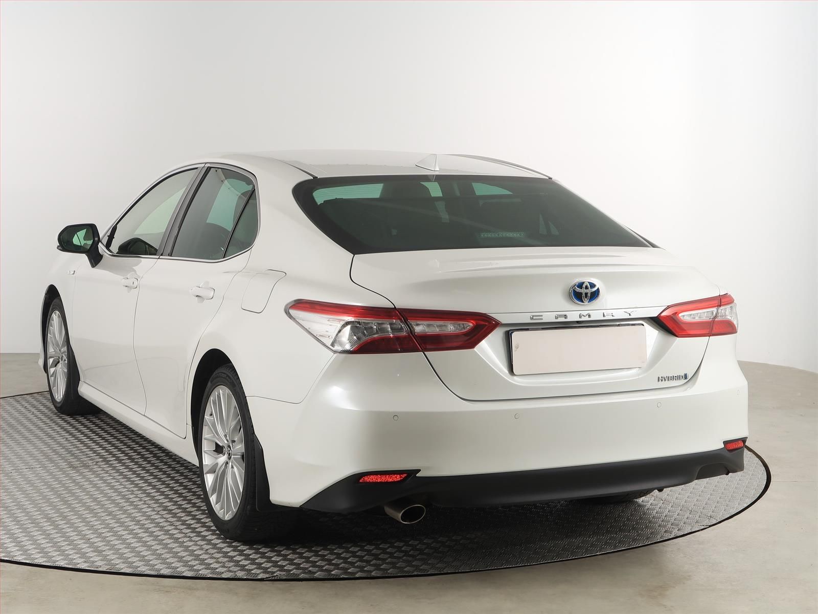 Toyota Camry, 2.5 Hybrid, Automat - fotka 4