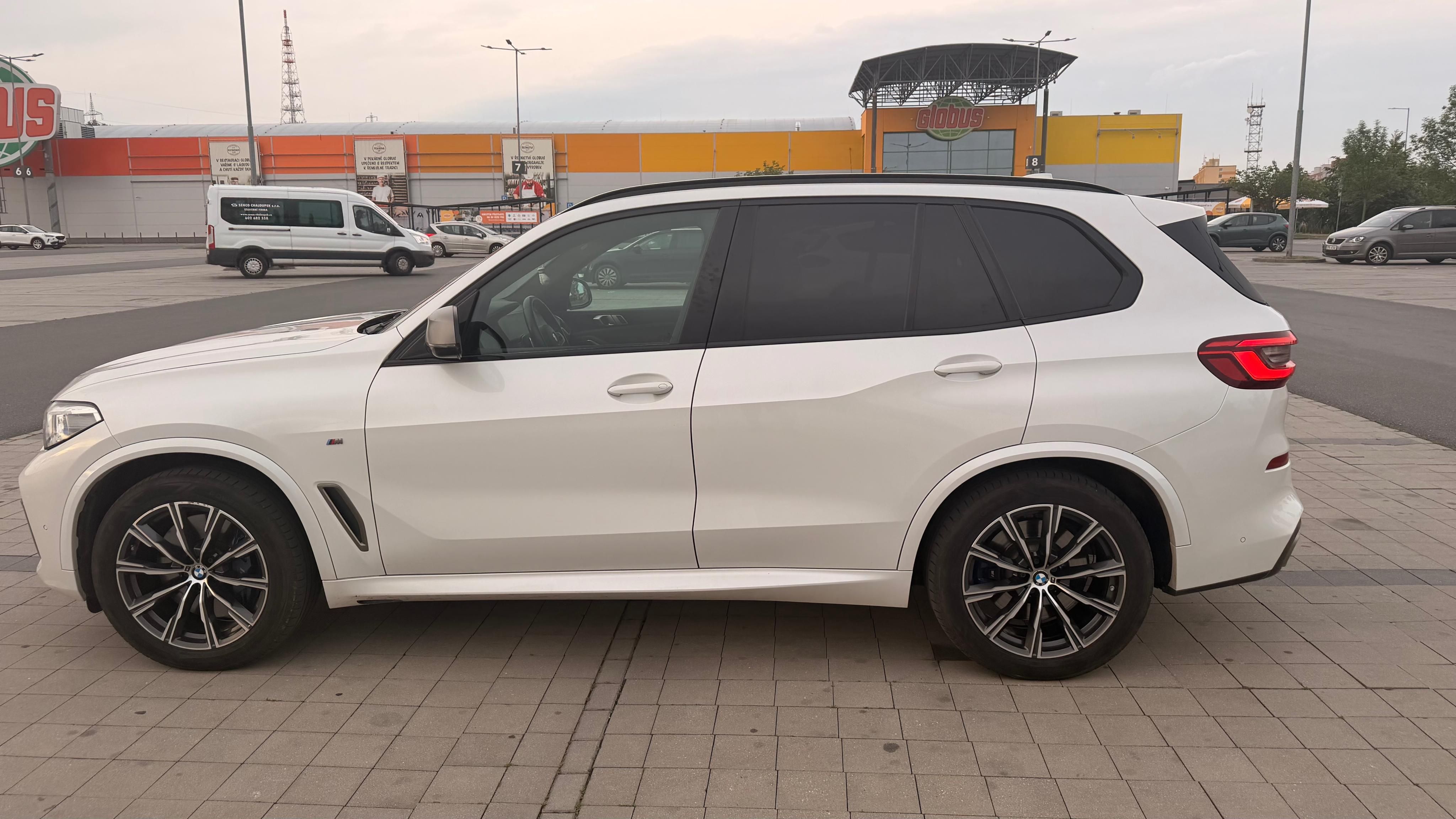 BMW X5, M50d – Panorama, nezávislé top - fotka 2