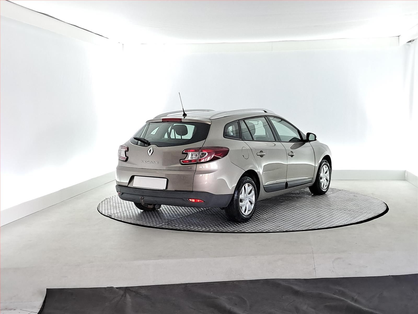 Renault Mégane, 1.5 dCi, po STK, Tažné - fotka 5