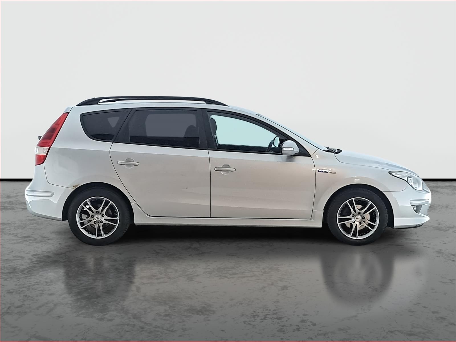 Hyundai i30, 1.6 CRDi, v provozu - fotka 6