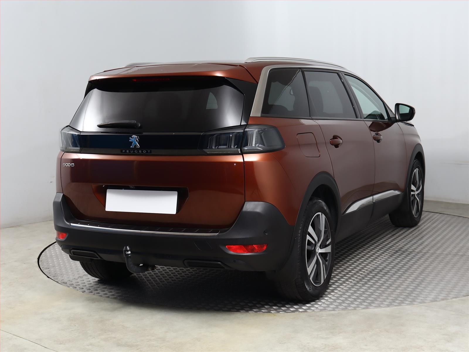 Peugeot 5008, 1.5 BlueHDi, Automat, 7 míst - fotka 5