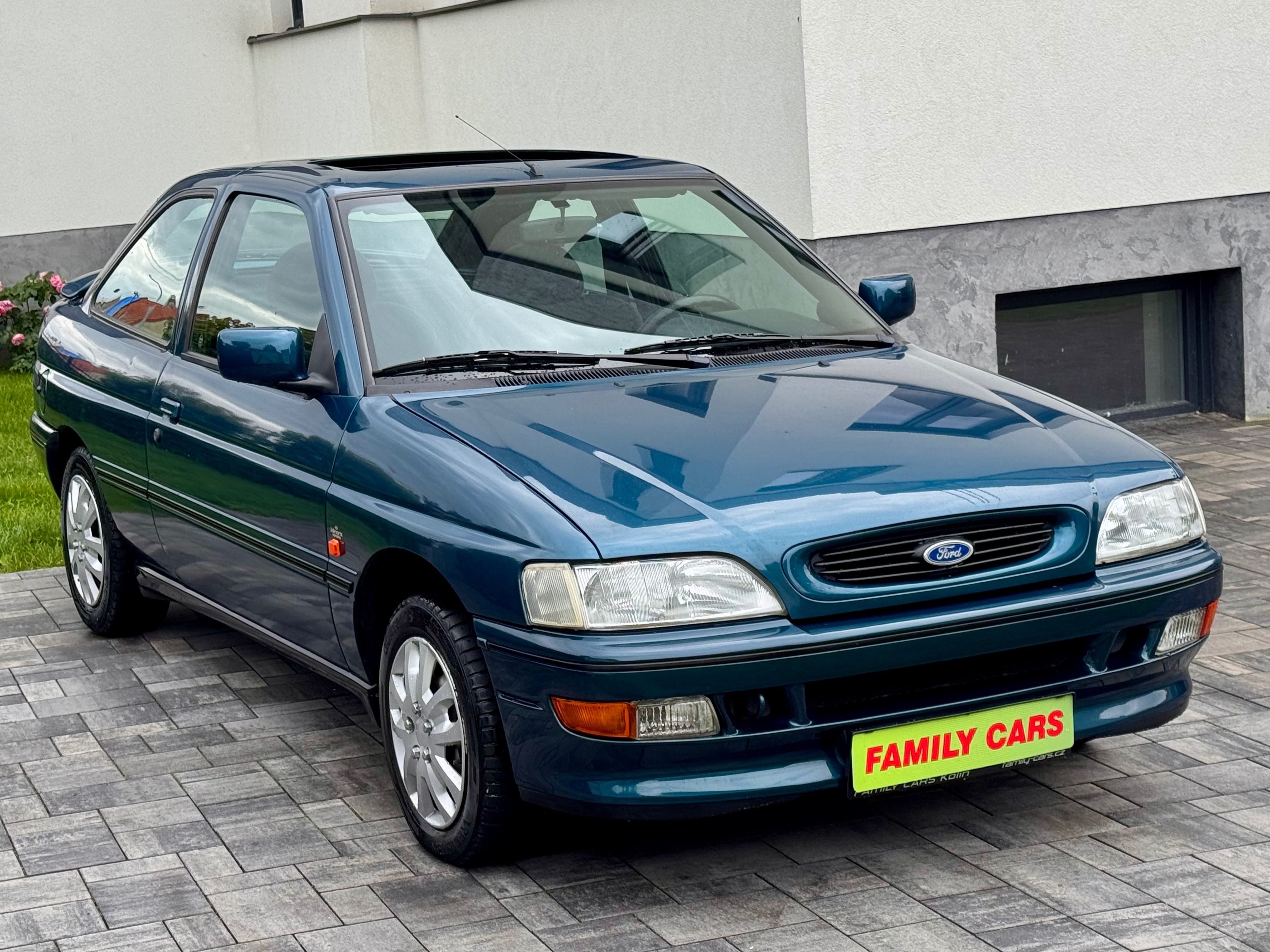 Ford Escort, 1.8,XR3i,1.MAJITEL,ŠÍBR - fotka 4