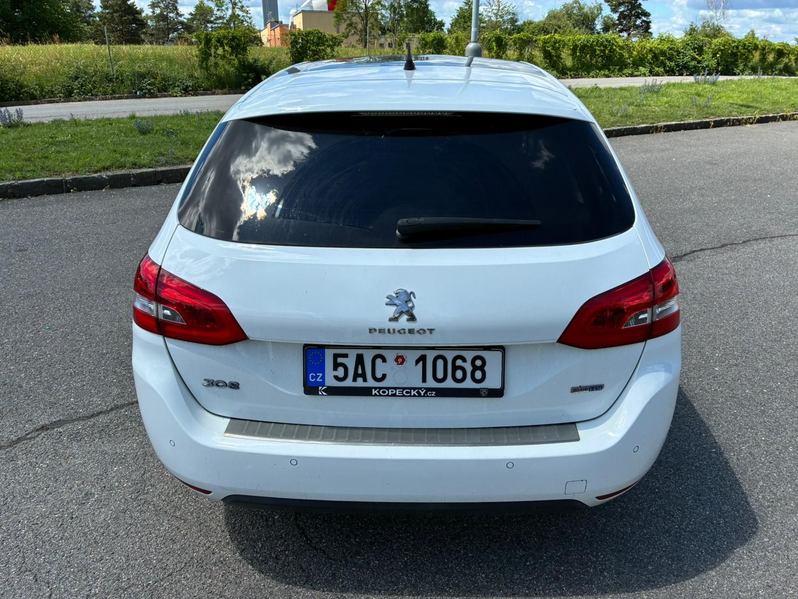 Peugeot 308, Peugeot 308 SW 2.0 (110kw) aut - fotka 5