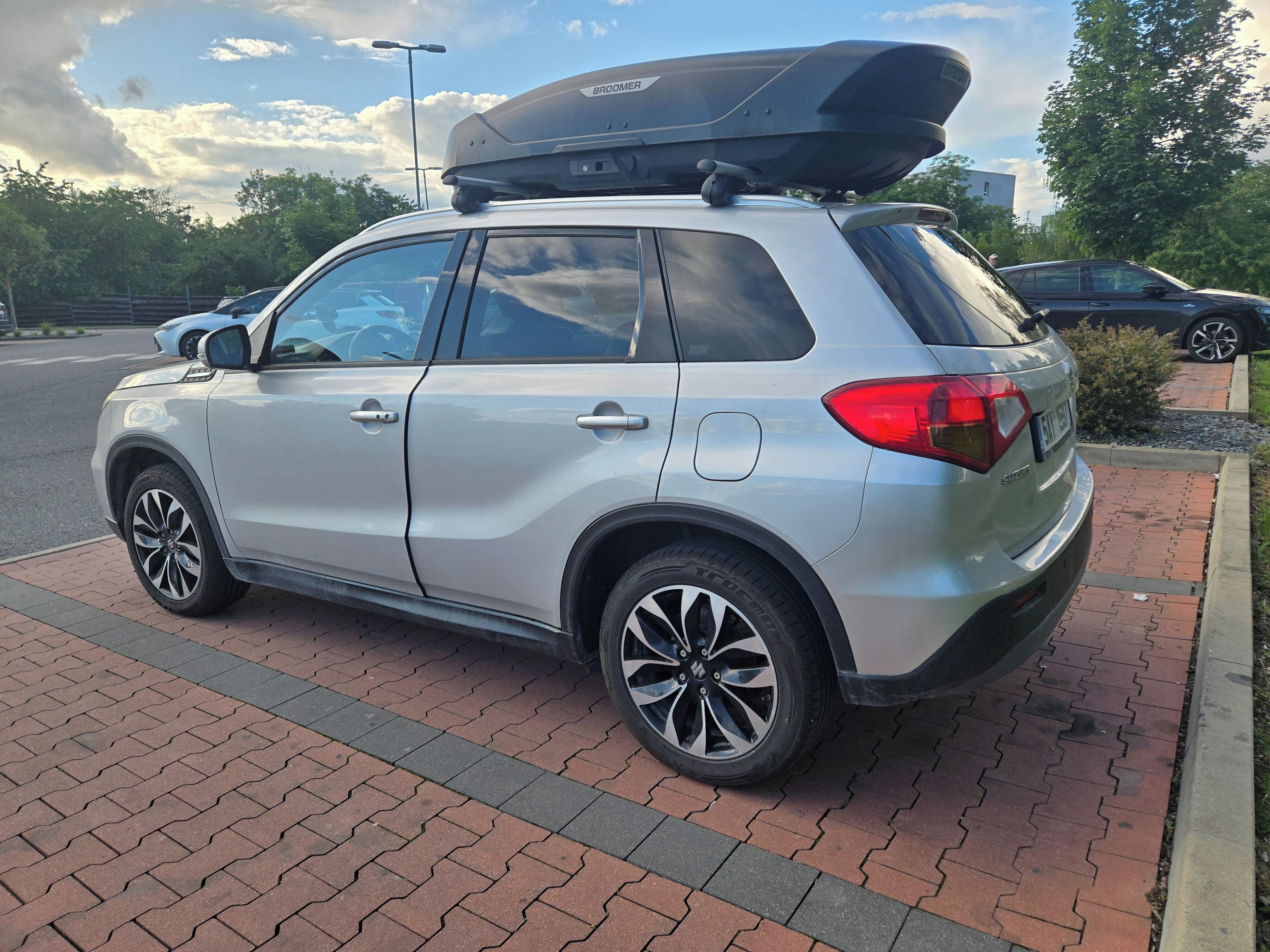 Suzuki Vitara, 1.6 DDiS Elegance ALLGRIP 4x4 - fotka 5
