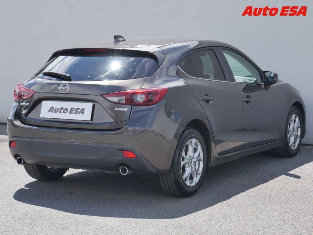 Mazda 3, 2.0i - fotka 4