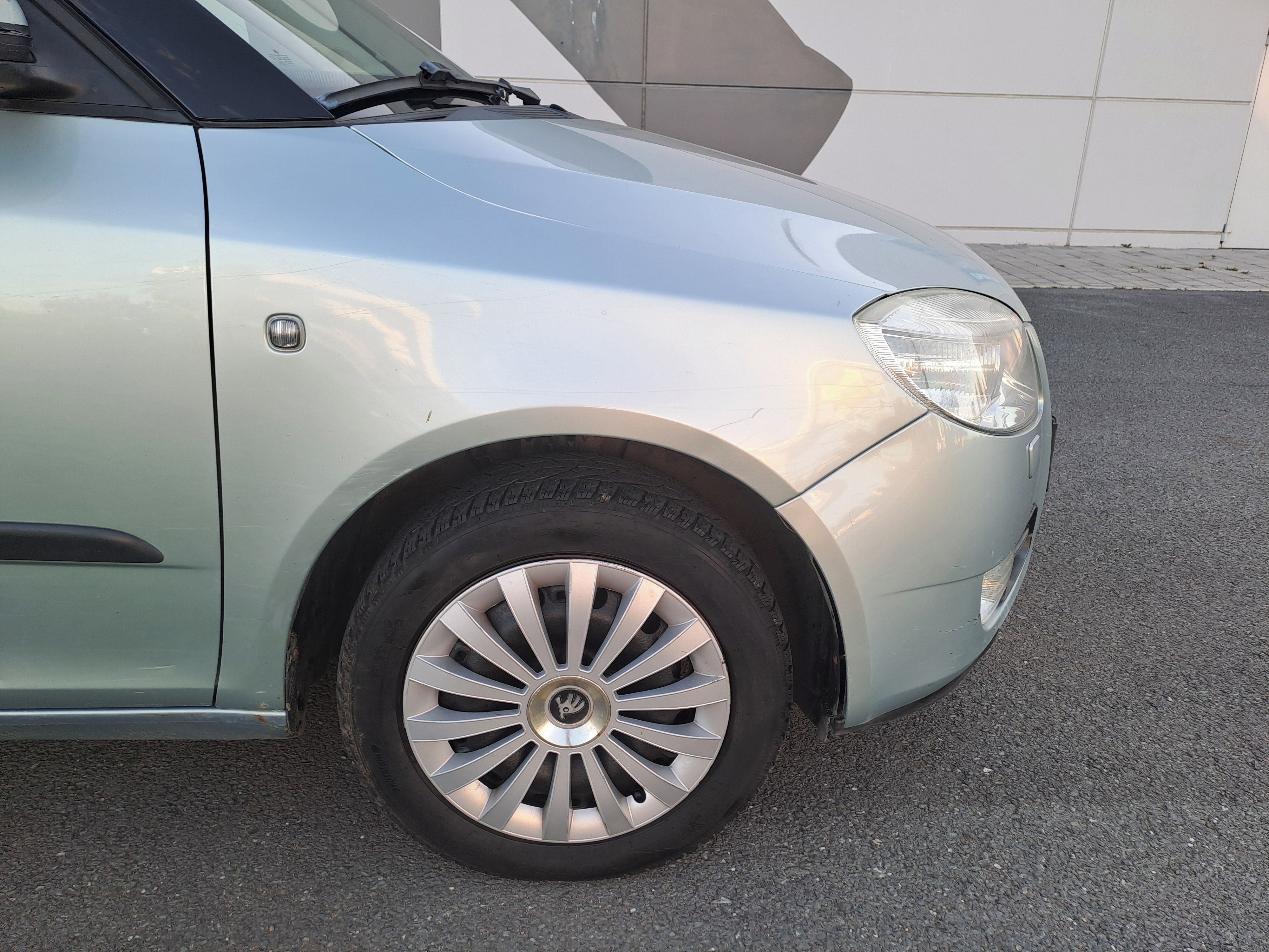 Škoda Fabia, 1.4i 63KW LPG SPOLEHLIVÉ AUTO - fotka 3