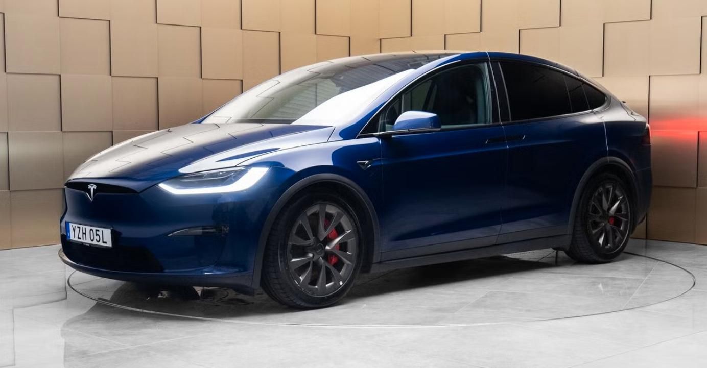 Tesla Model X, Plaid 6 míst AWD Tažné EAP