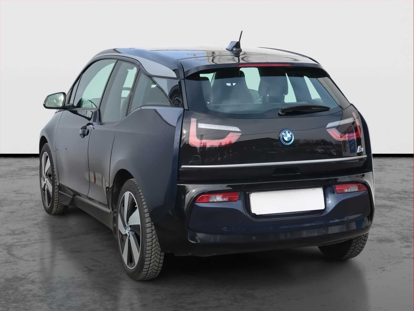 BMW i3, 120Ah BEV, SoH 93%, Automat - fotka 4