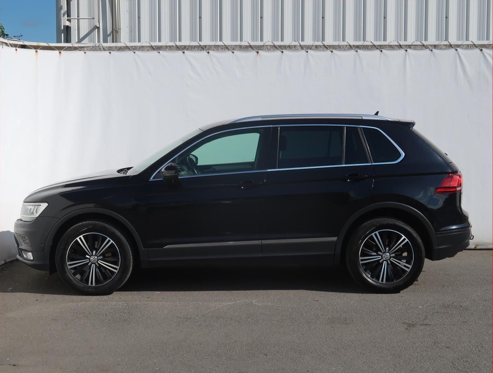 Volkswagen Tiguan, 2.0 TDI, 4X4, Automat - fotka 3