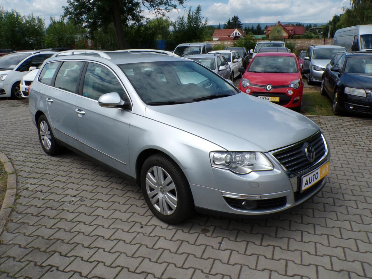 Volkswagen Passat, 2,0 TDI  HIGHLINE,XENONY