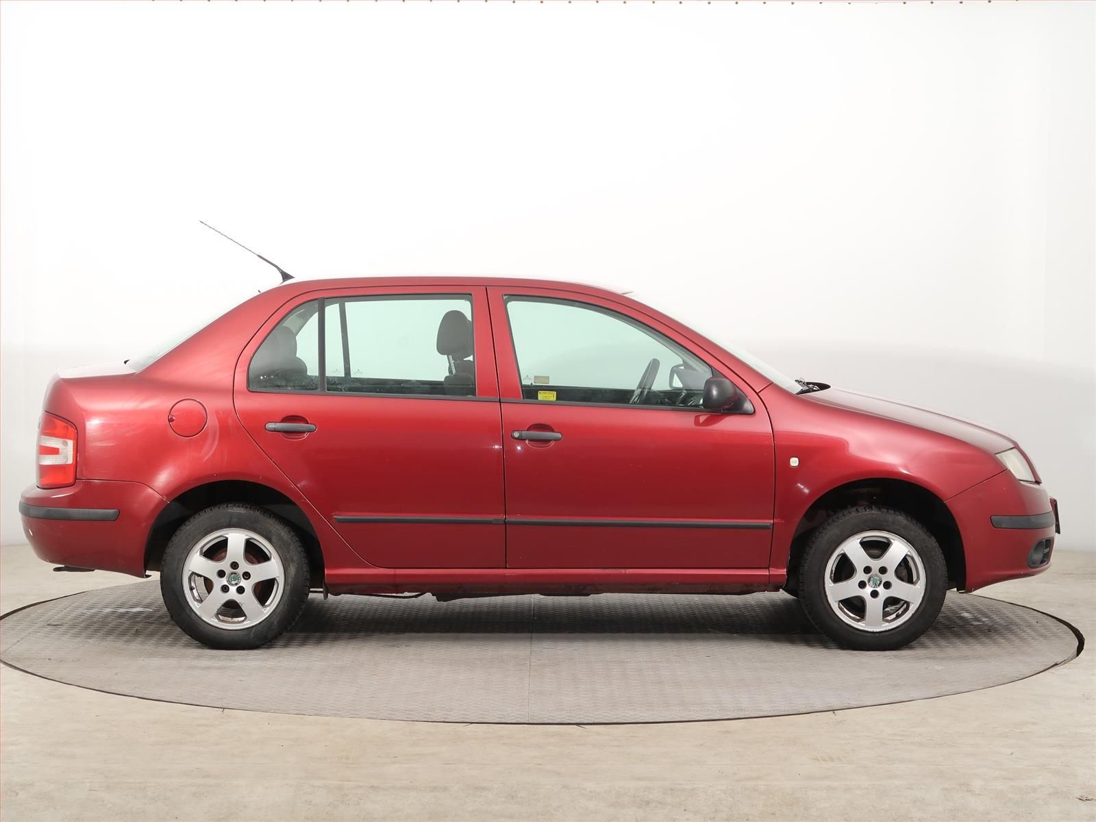 Škoda Fabia, 1.2, po STK, slušný stav - fotka 6