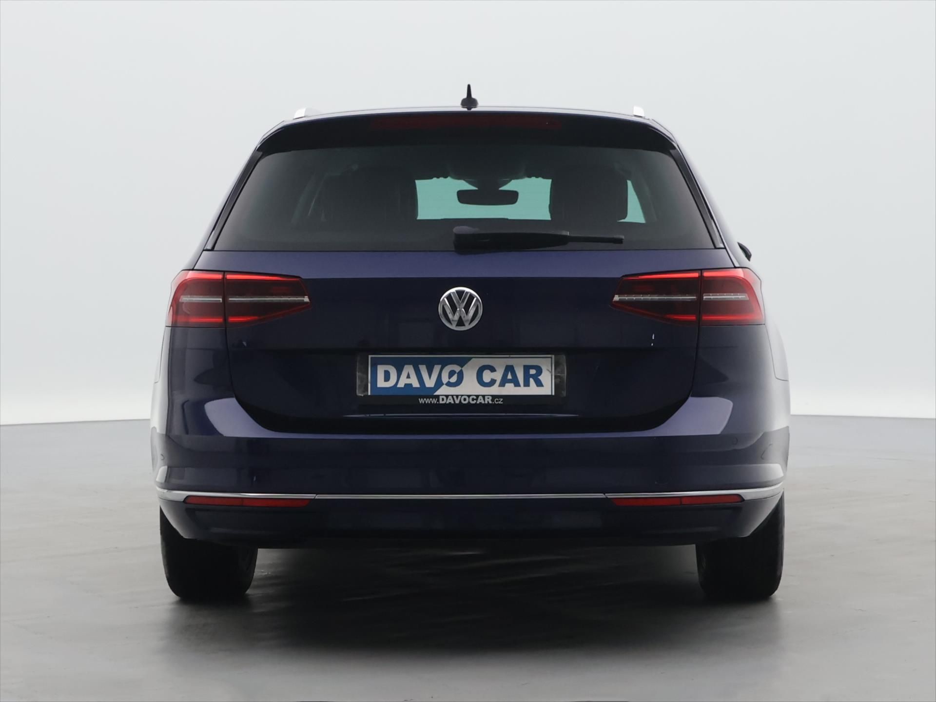 Volkswagen Passat Variant, 2,0 TDI 110kW DSG Highline LED - fotka 6