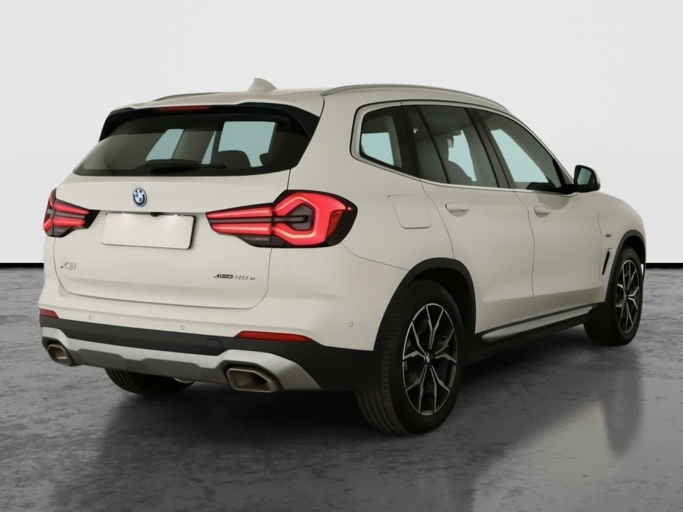 BMW X3, xDrive30e, Luxury line - fotka 5