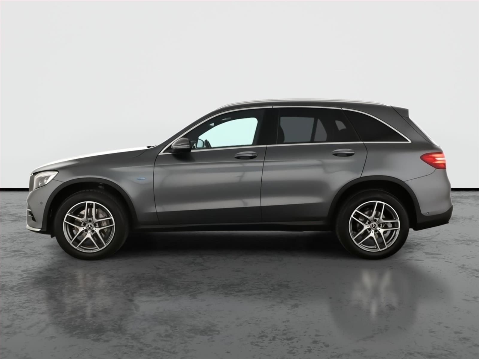Mercedes-Benz GLC, 350 e 4MATIC, 4X4, Automat - fotka 3