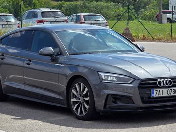 Sportback, S-line, 2 sady kol