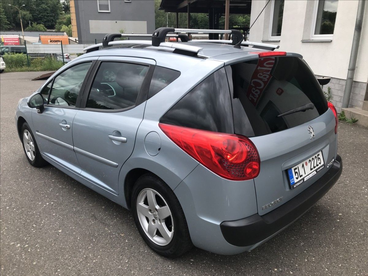 Peugeot 207, 1,4 i SW Sportium - fotka 6
