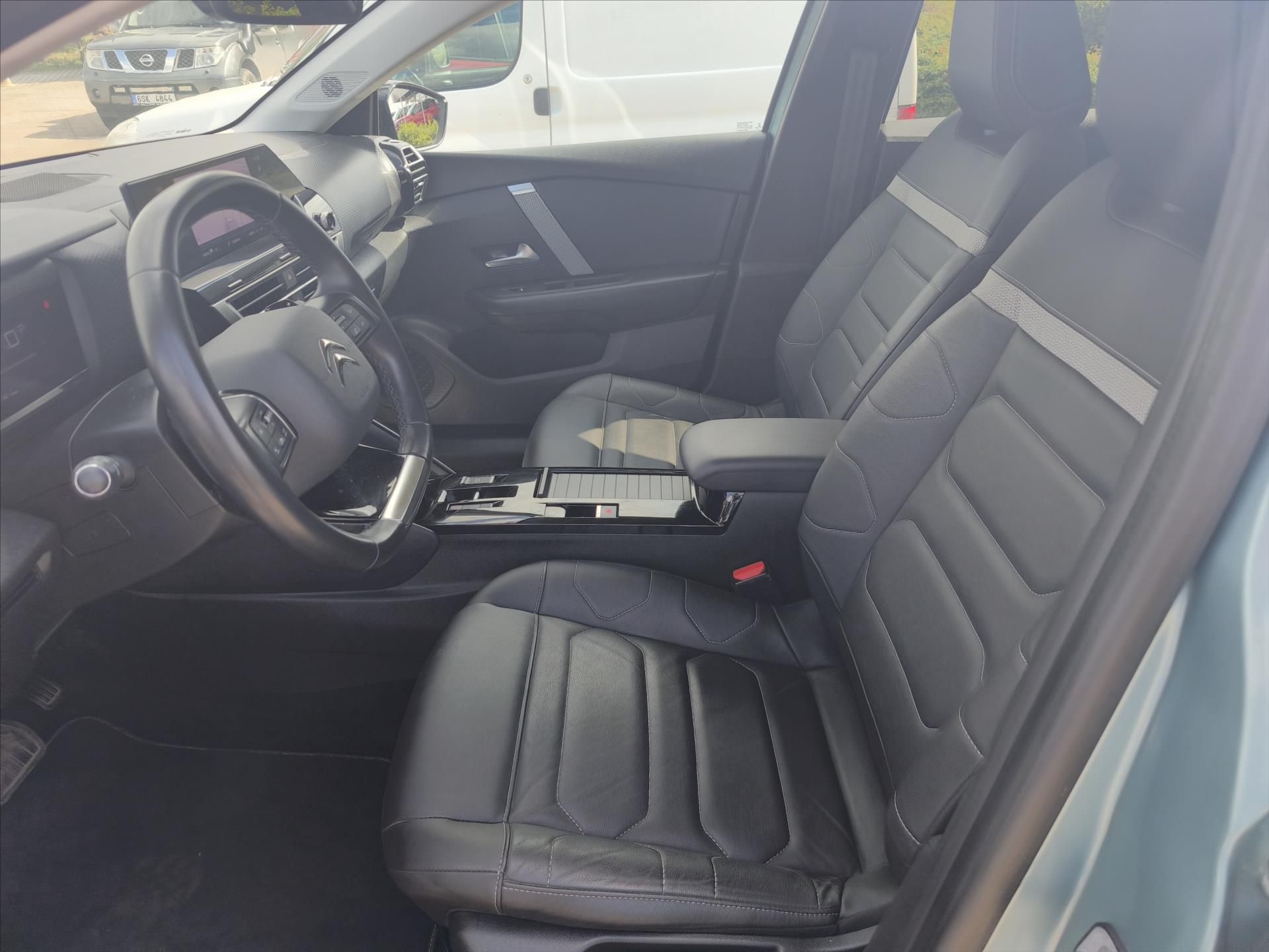 Citroën C4, 1,5 HDi 130 EAT8,ČR,zár.2027 - fotka 4