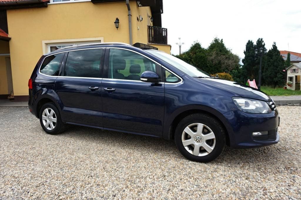 Volkswagen Sharan, HIGHLINE 2,0 TDI 103 kW - fotka 3