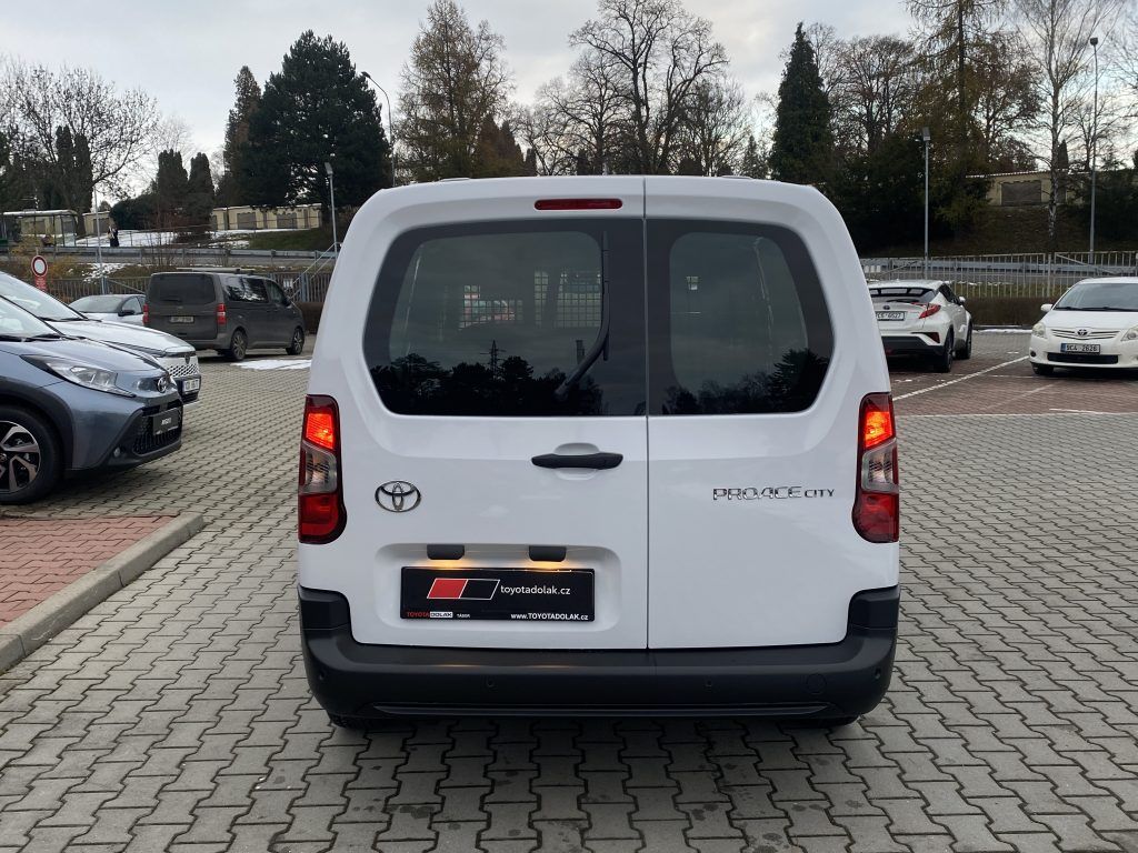 Toyota Proace City, 1.5 Diesel 130 5D CrewCab Long - fotka 4