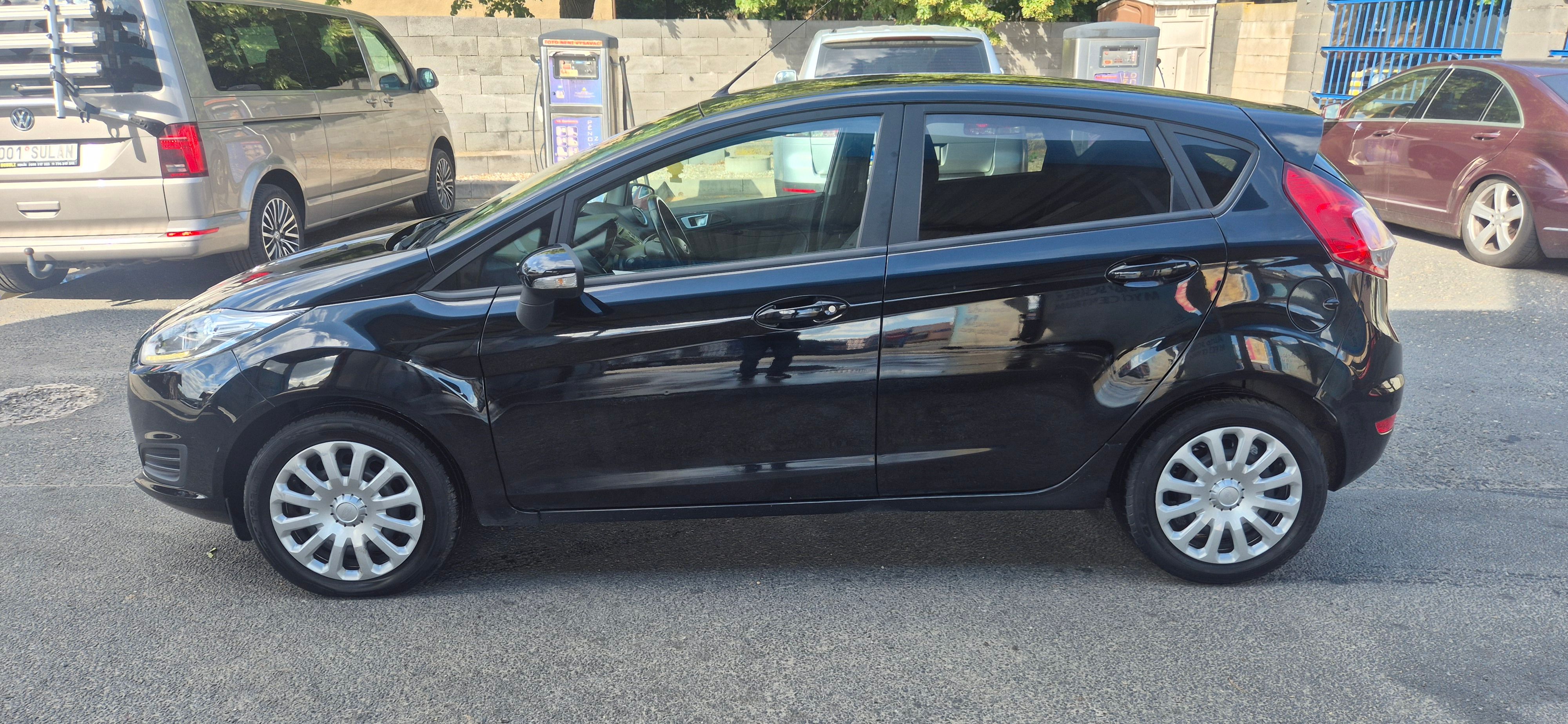 Ford Fiesta, 1.5 TDCI 70 KW,KLIMA,TEMPOMAT - fotka 4