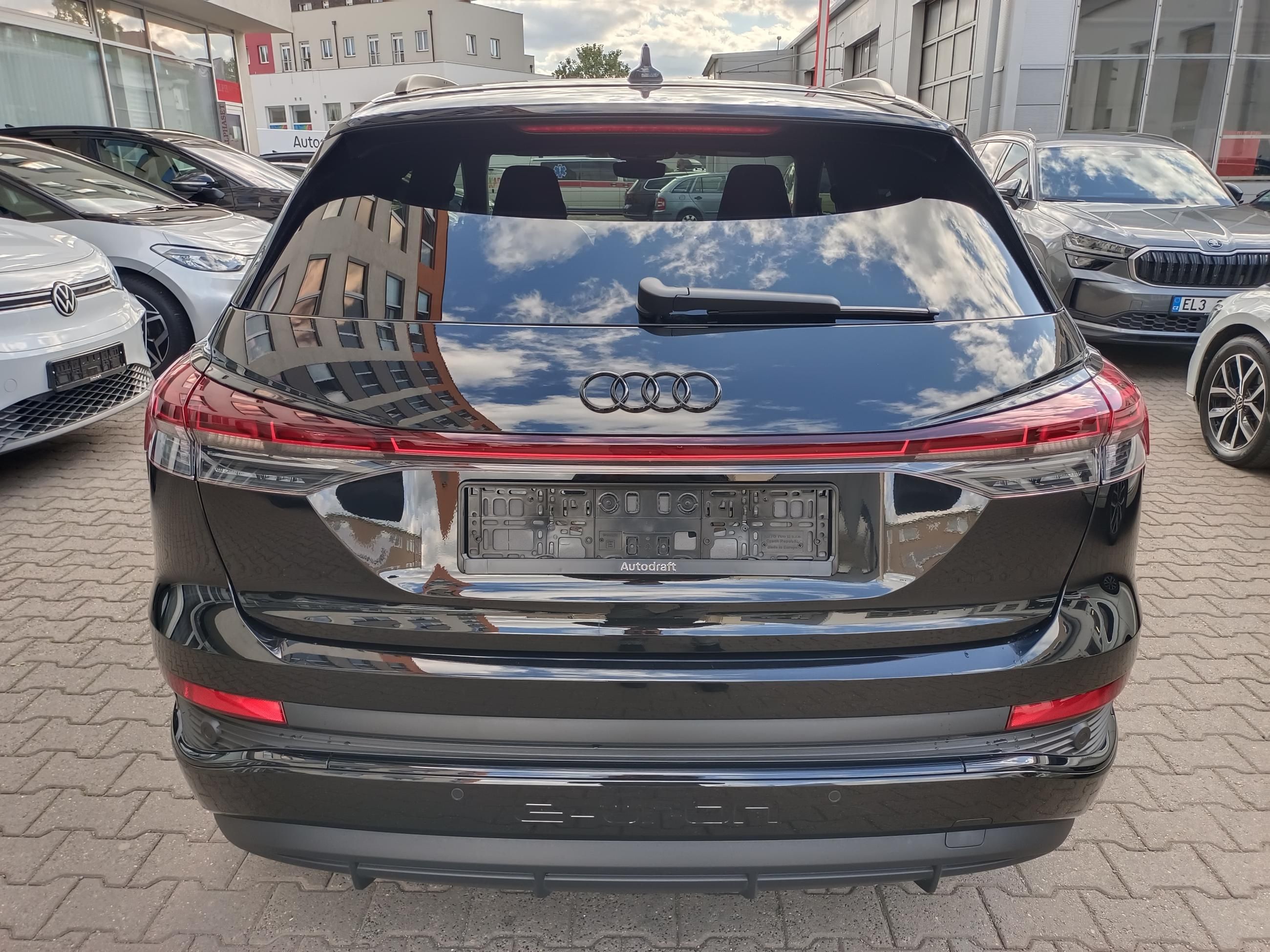Audi Q4 e-tron, e-tron 45 150kW 82kWh S-Line - fotka 6