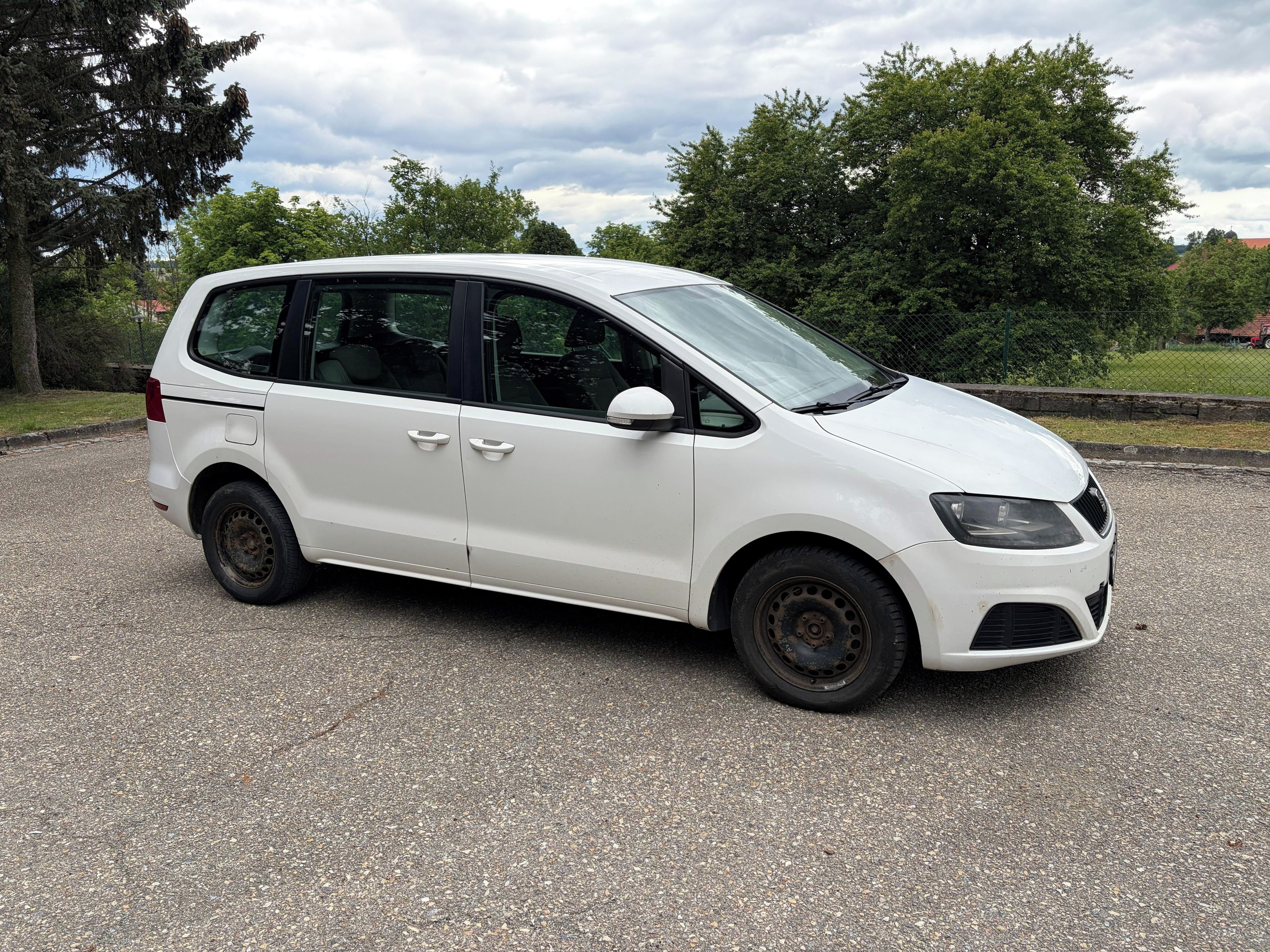 Seat Alhambra, 2.0TDI 103kW Tažné 2200kg - fotka 2