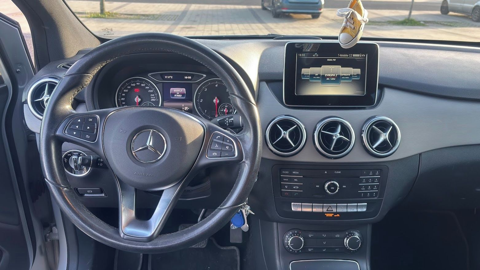 Mercedes-Benz Třídy B, 180d, ČR, servis MB - fotka 5