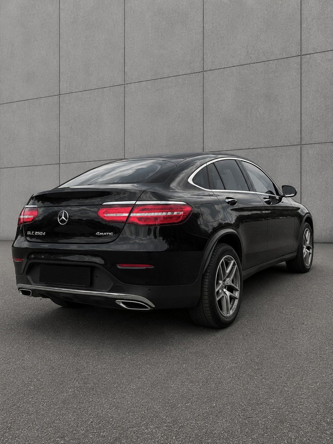 Mercedes-Benz GLC, GLC 250d Coupe AMG - top stav - fotka 5